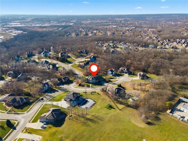 1581 Sugar Maple Lane, Liberty, MO 64068