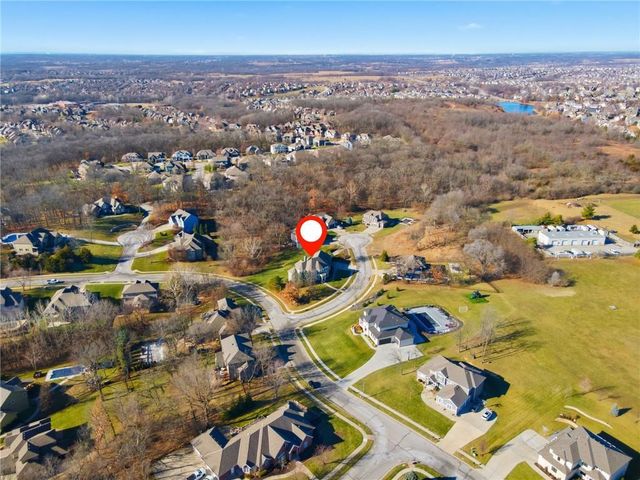 1581 Sugar Maple Lane, Liberty, MO 64068