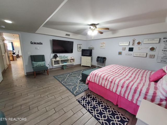 3843 Parkhurst Drive, Kodak, TN 37764