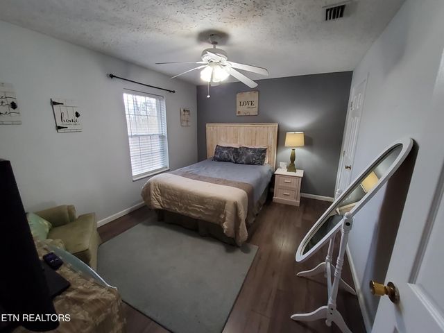 3843 Parkhurst Drive, Kodak, TN 37764