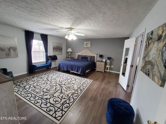 3843 Parkhurst Drive, Kodak, TN 37764