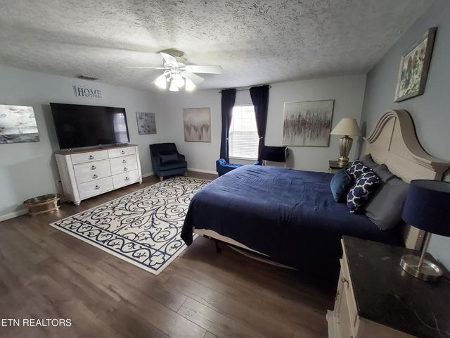 3843 Parkhurst Drive, Kodak, TN 37764