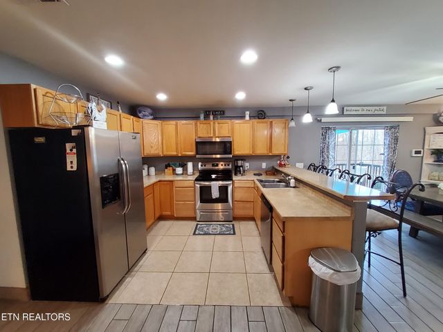 3843 Parkhurst Drive, Kodak, TN 37764