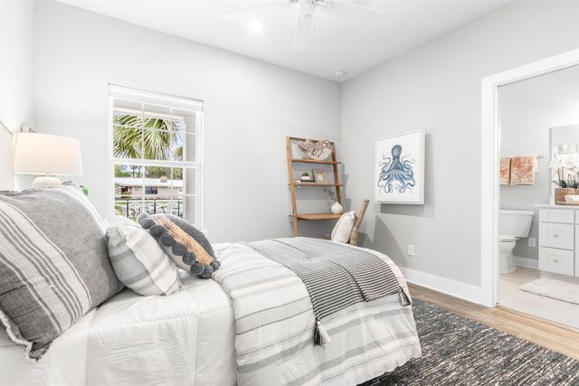 6779 Magnolia Ln, St Augustine, FL 32086