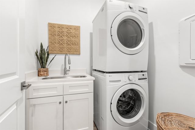 6779 Magnolia Ln, St Augustine, FL 32086