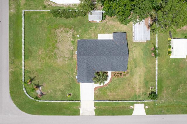 6779 Magnolia Ln, St Augustine, FL 32086