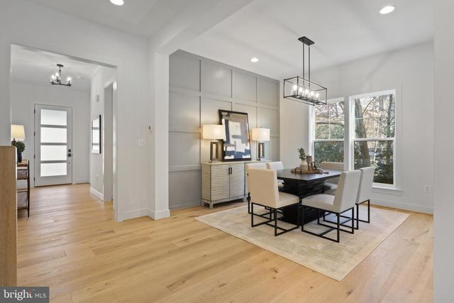 607 TRUMAN CIRCLE, Vienna, VA 22180