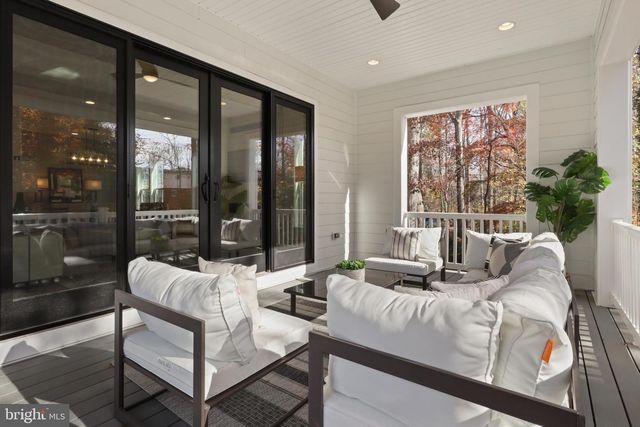 607 TRUMAN CIRCLE, Vienna, VA 22180