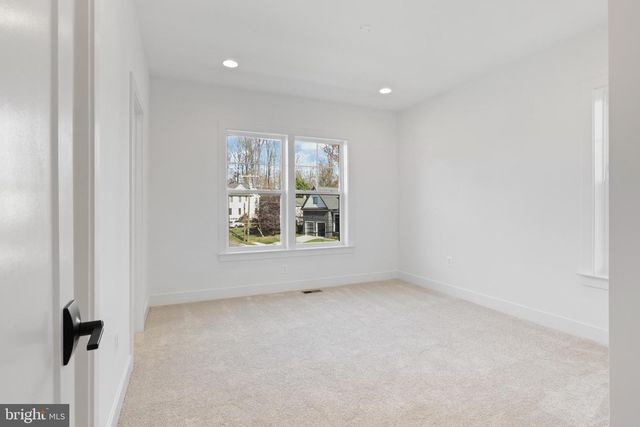 607 TRUMAN CIRCLE, Vienna, VA 22180