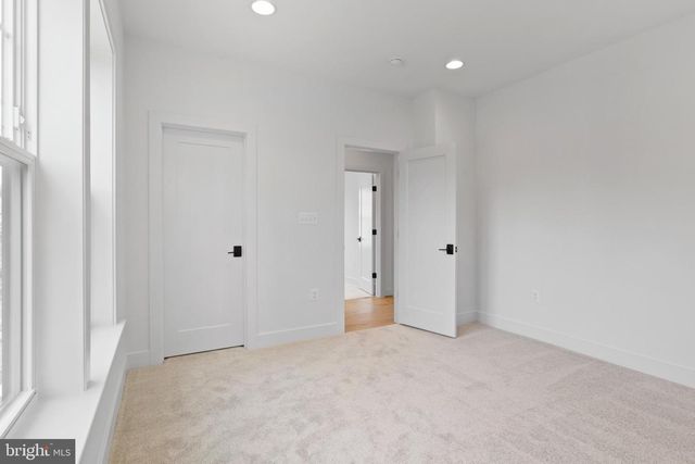 607 TRUMAN CIRCLE, Vienna, VA 22180