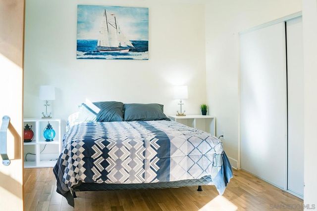 1220 Emerald St, San Diego, CA 92109