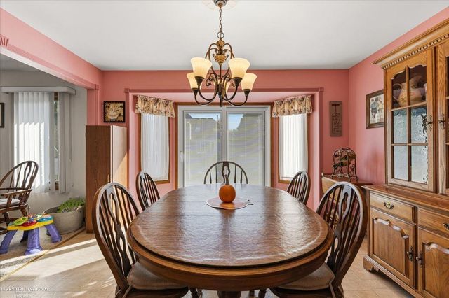 16184 Nathan Drive, Macomb Twp, MI 48044