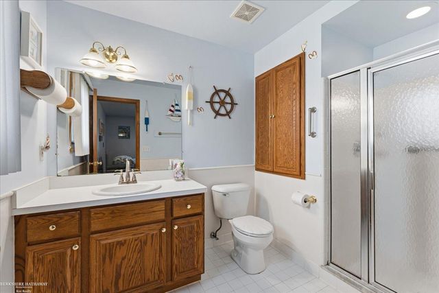16184 Nathan Drive, Macomb Twp, MI 48044