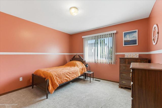 16184 Nathan Drive, Macomb Twp, MI 48044