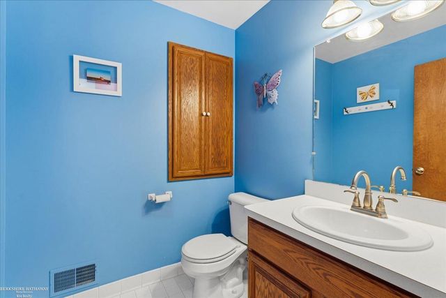 16184 Nathan Drive, Macomb Twp, MI 48044