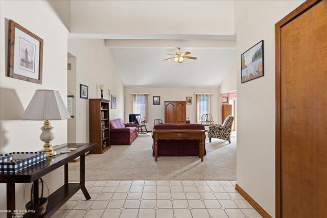 16184 Nathan Drive, Macomb Twp, MI 48044