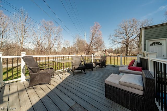 2745 Rockefeller Road, Willoughby Hills, OH 44092