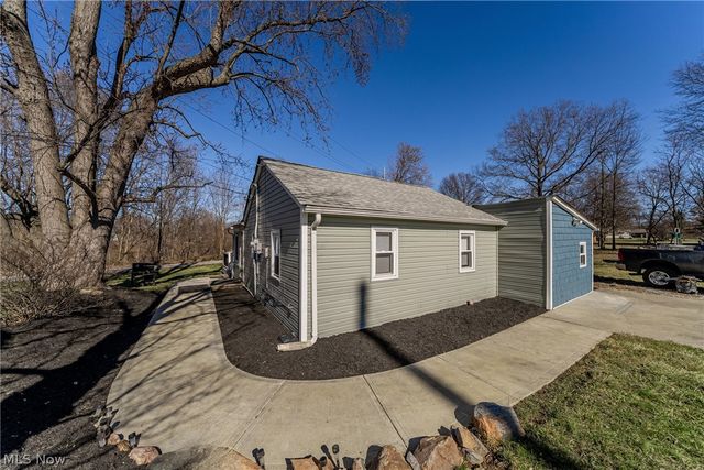 2745 Rockefeller Road, Willoughby Hills, OH 44092