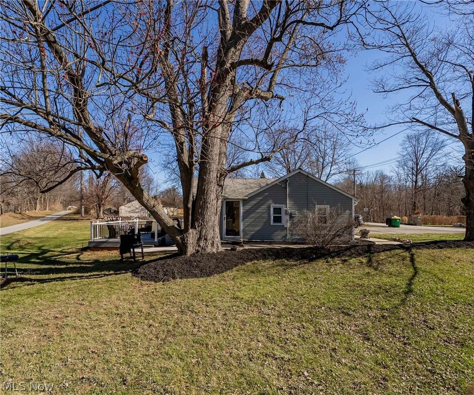 2745 Rockefeller Road, Willoughby Hills, OH 44092