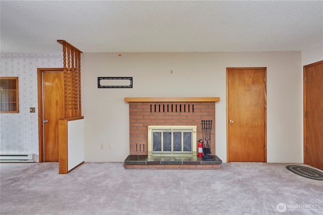 2903 NE Rozewood Drive, Bremerton, WA 98310