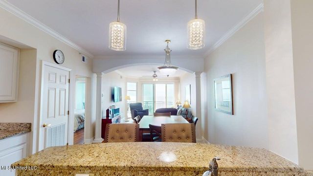 2230 Beach Drive, 406, Gulfport, MS 39507