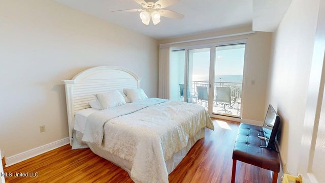 2230 Beach Drive, 406, Gulfport, MS 39507