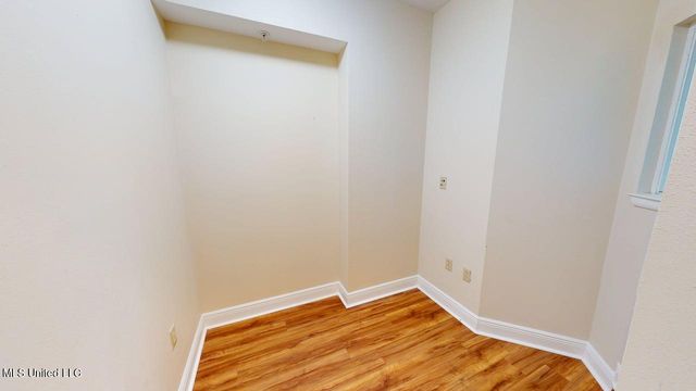 2230 Beach Drive, 406, Gulfport, MS 39507