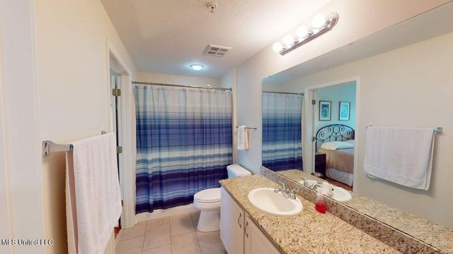 2230 Beach Drive, 406, Gulfport, MS 39507