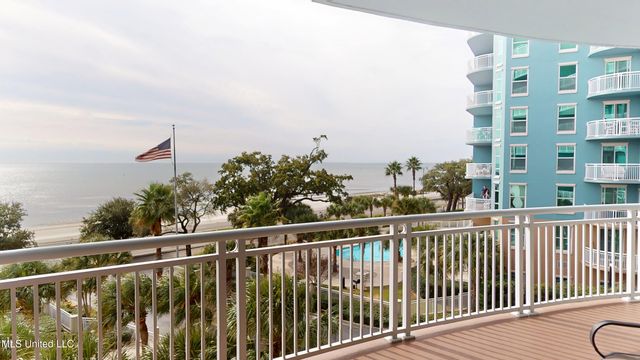 2230 Beach Drive, 406, Gulfport, MS 39507
