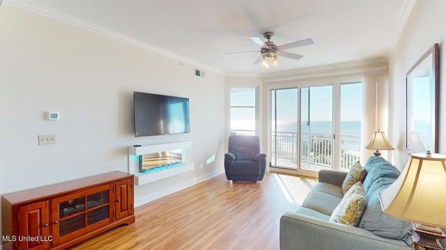 2230 Beach Drive, 406, Gulfport, MS 39507