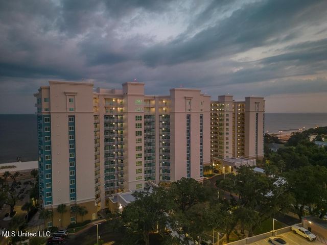 2230 Beach Drive, 406, Gulfport, MS 39507