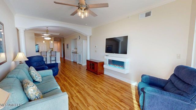 2230 Beach Drive, 406, Gulfport, MS 39507