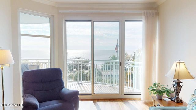 2230 Beach Drive, 406, Gulfport, MS 39507
