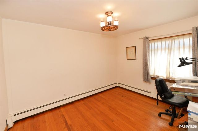 15-06 Morlot Avenue, Fair Lawn, NJ 07410