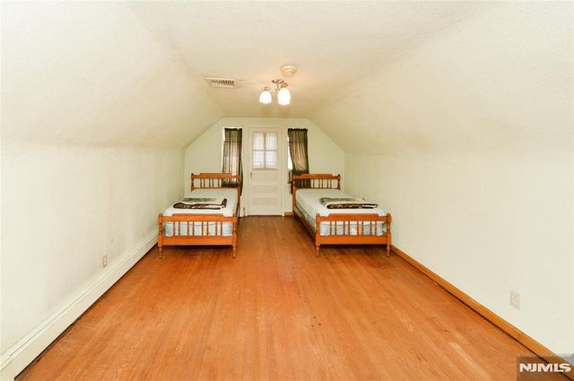 15-06 Morlot Avenue, Fair Lawn, NJ 07410