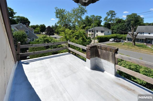 15-06 Morlot Avenue, Fair Lawn, NJ 07410