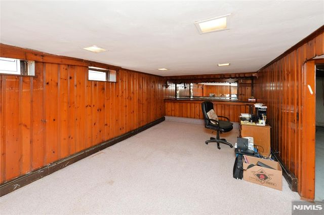 15-06 Morlot Avenue, Fair Lawn, NJ 07410