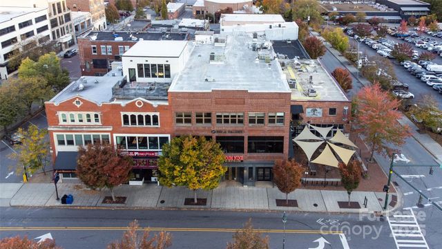 124 College Street, Asheville, NC 28801