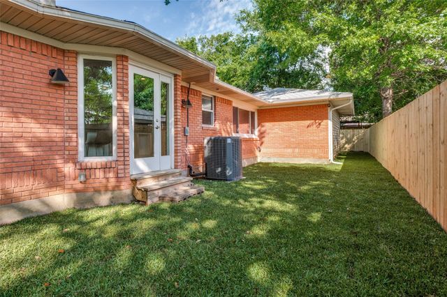 7229 Edgerton Drive, Dallas, TX 75231
