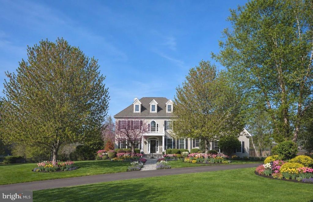 8 EASTBURN DRIVE, New Hope, PA 18938