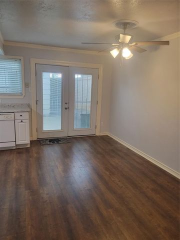 7021 Chasewood Drive, Houston, TX 77489