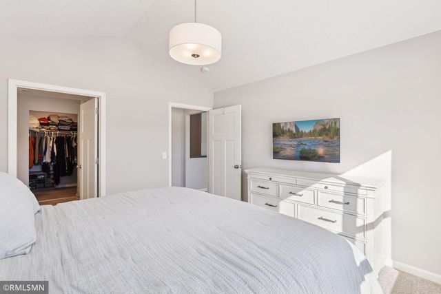 6186 Quenroe Avenue NE, Elk River, MN 55330