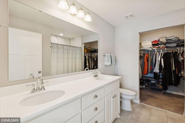 6186 Quenroe Avenue NE, Elk River, MN 55330