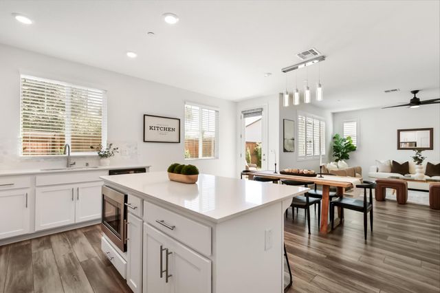 4514 Gray Lodge Loop, Rocklin, CA 95677