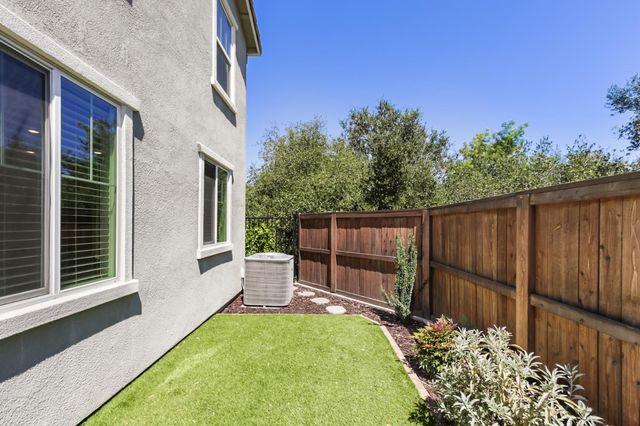 4514 Gray Lodge Loop, Rocklin, CA 95677