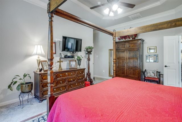 140 Flying Diamond Drive, Springtown, TX 76082