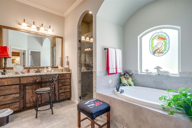 140 Flying Diamond Drive, Springtown, TX 76082