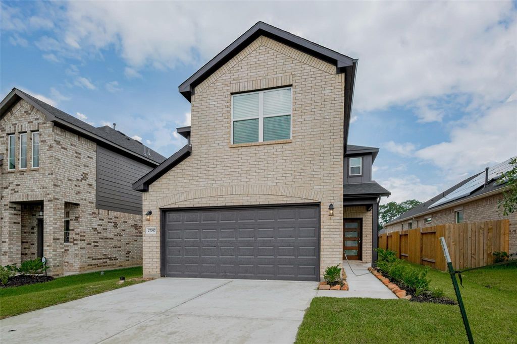 27097 Kestrel Trail, Magnolia, TX 77354