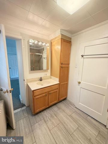 1087 BUTTONWOOD AVE, Bensalem, PA 19020