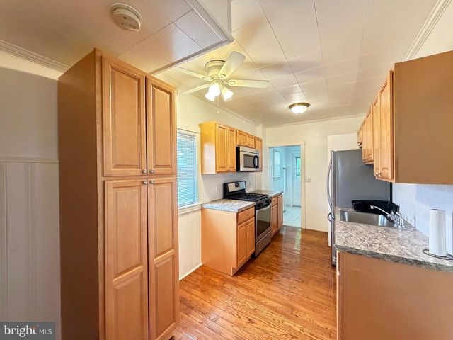 1087 BUTTONWOOD AVE, Bensalem, PA 19020